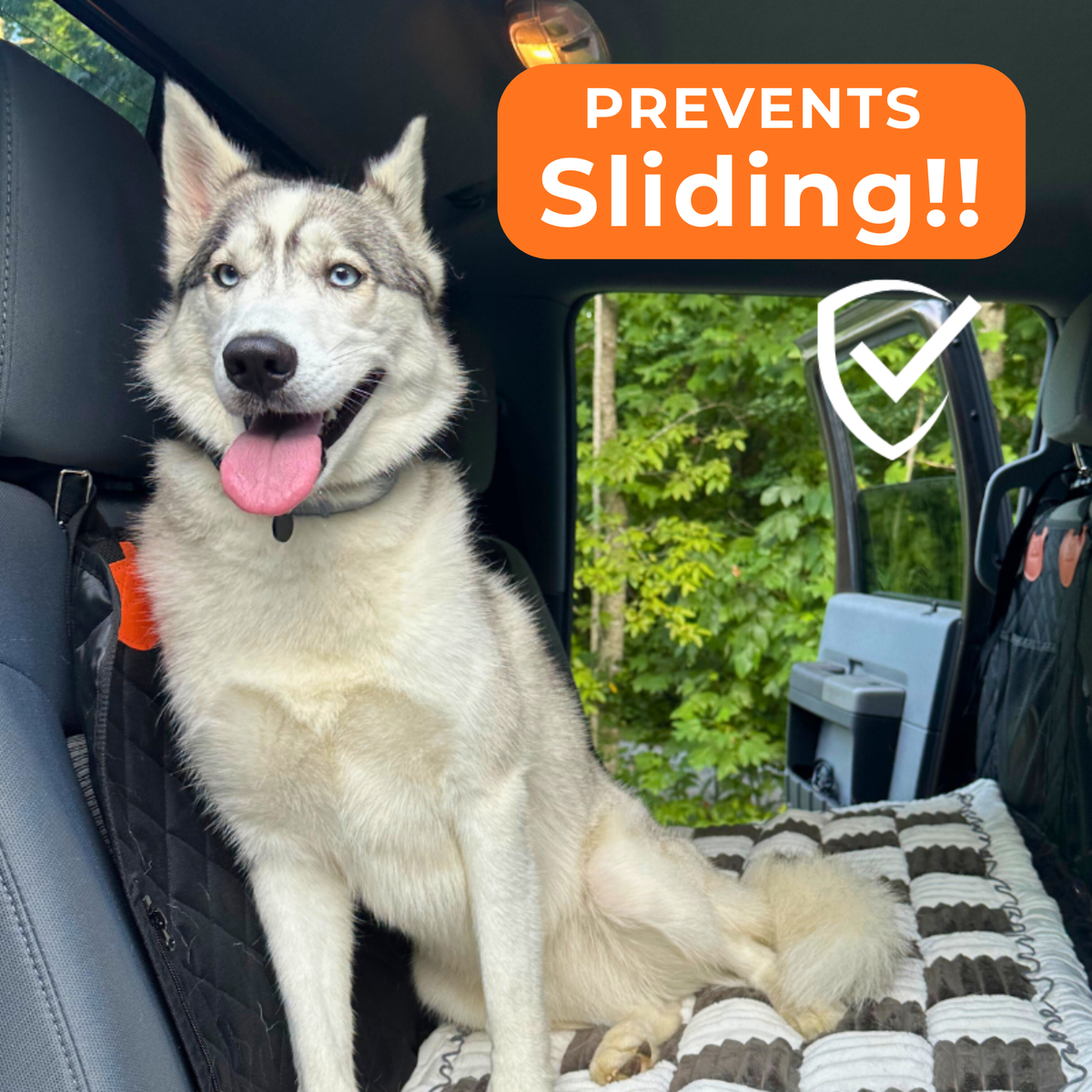Anti-slip dog car bed mat prevents sliding during car rides